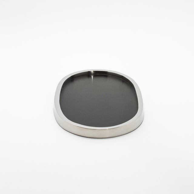 2020s Oval Tray in Black Oak With Polished Stainless Steel by Kifu Paris For Sale - Image 5 of 10