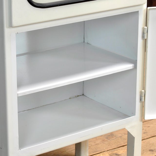 1970s Vintage Medicine Cabinet, 1970s For Sale - Image 5 of 11