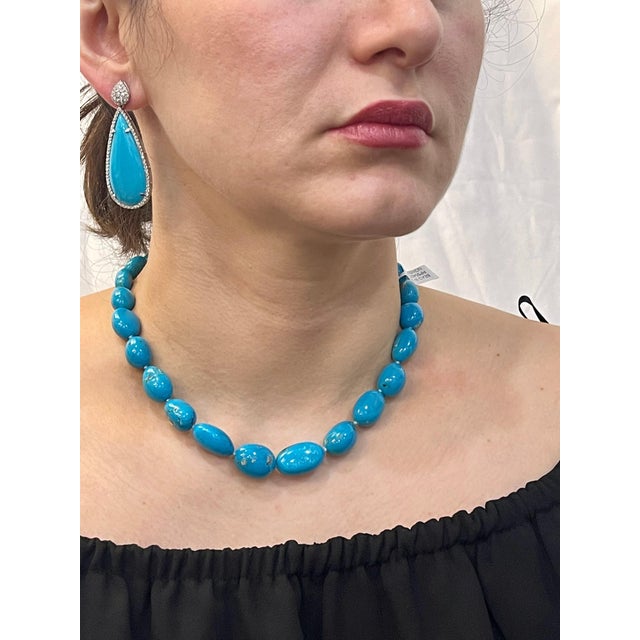 2010s 340 Carat Natural Sleeping Beauty Turquoise Necklace Single-Strand 14 Karat Gold For Sale - Image 5 of 18