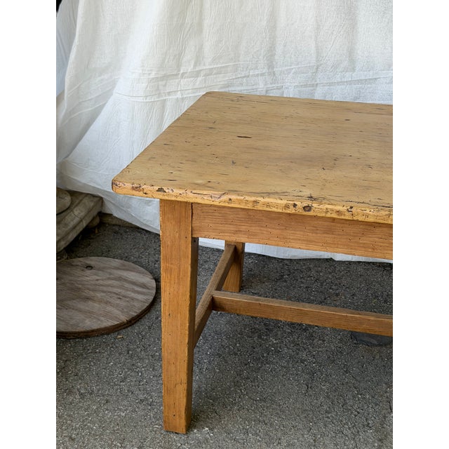 Farmhouse 19th Century Pine Coffee Table For Sale - Image 3 of 13