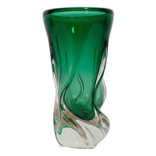 Handblown Art Glass Vase in Green by Josef Hospodka, 1960s For Sale