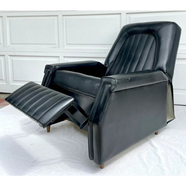 Mid-Century Modern Black Recliner Lounge Chair For Sale - Image 10 of 13