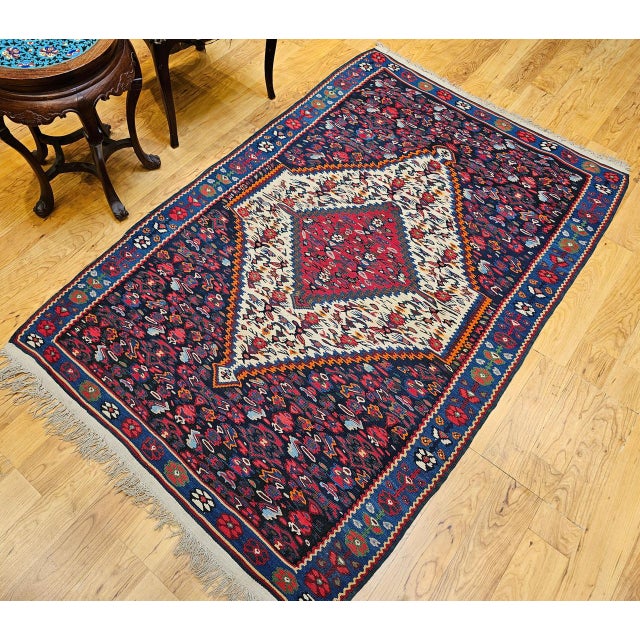 Vintage Persian Senneh Kilim Rug, Handwoven Wool & Cotton, Medallion Pattern, Navy & Ivory, 4x6 For Sale In Chicago - Image 6 of 16