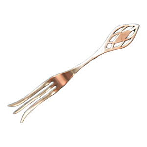 Early 20th Century Baker Manchester Sterling Silver Pierced Pointed Handle Lemon Fork