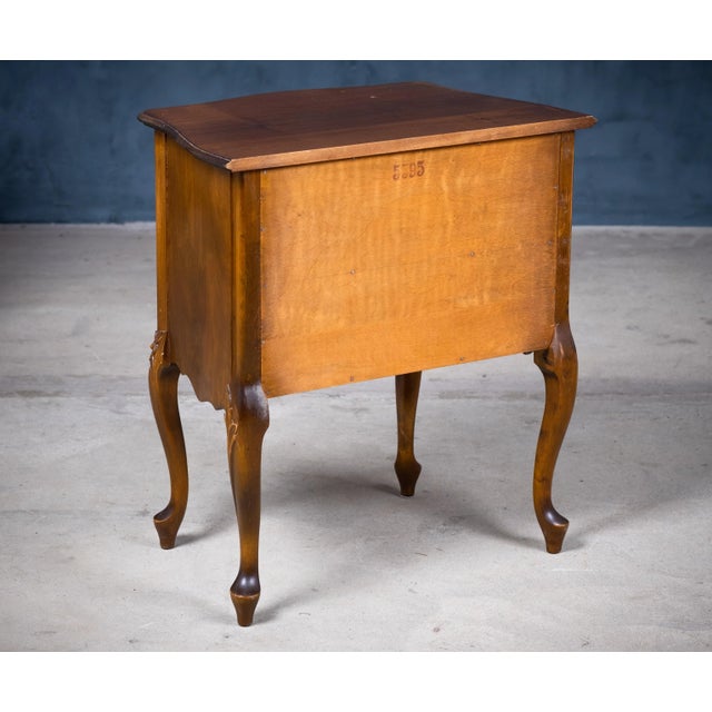 French Louis XV Style Bedside Tables, 20th Century, Set of 2 For Sale - Image 10 of 11
