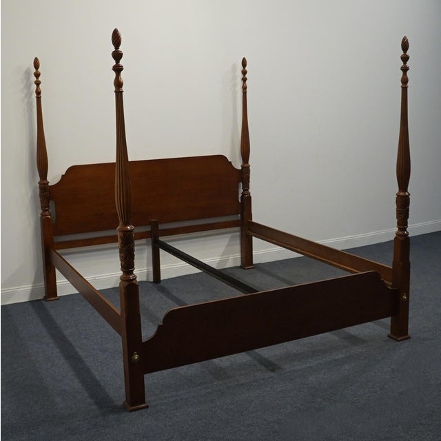 HIGH END VINTAGE Solid Mahogany Traditional Style King Size Four Poster Rice Bed 623-174 Cannot identify the manufacturer,...
