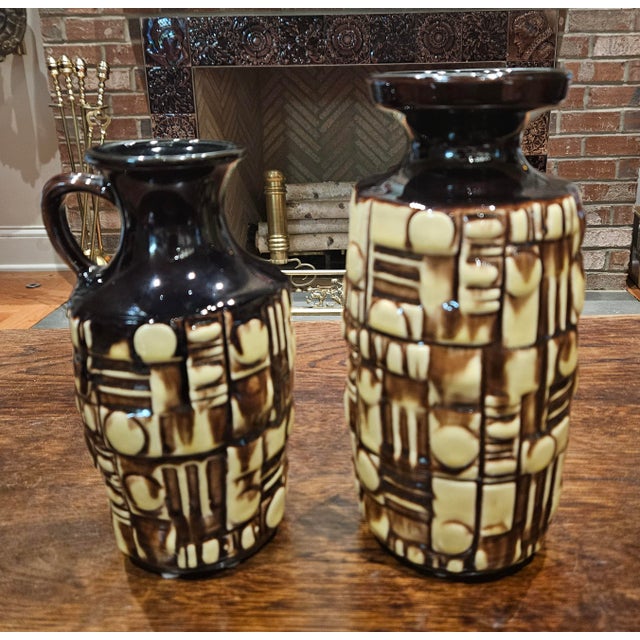Designed by the influential 1960s artist Halidan Kutlu this set showcases the iconic Abstrakt décor, known for its classic...