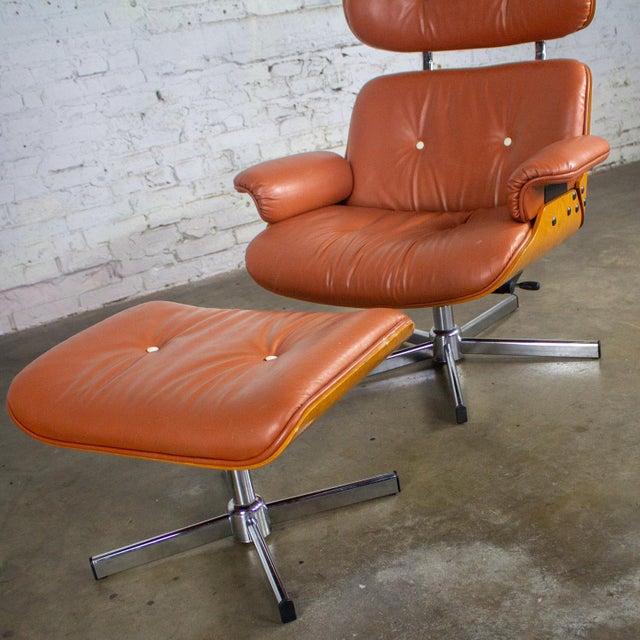 MCM Style Mid to Late 20th Century Plycraft Lounge Chair & Ottoman in Saddle Color Italian Leather For Sale - Image 11 of 18