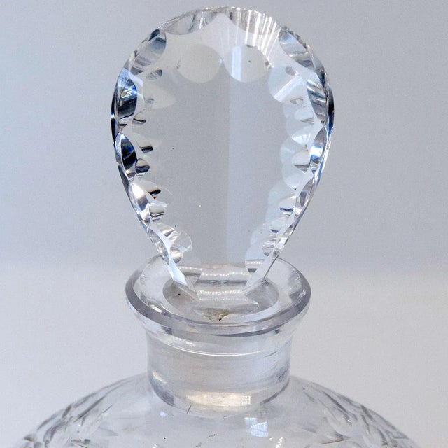 1910s Pair English Harry Powell for Whitefriars Glass Spanish Cut Decanters For Sale - Image 5 of 12
