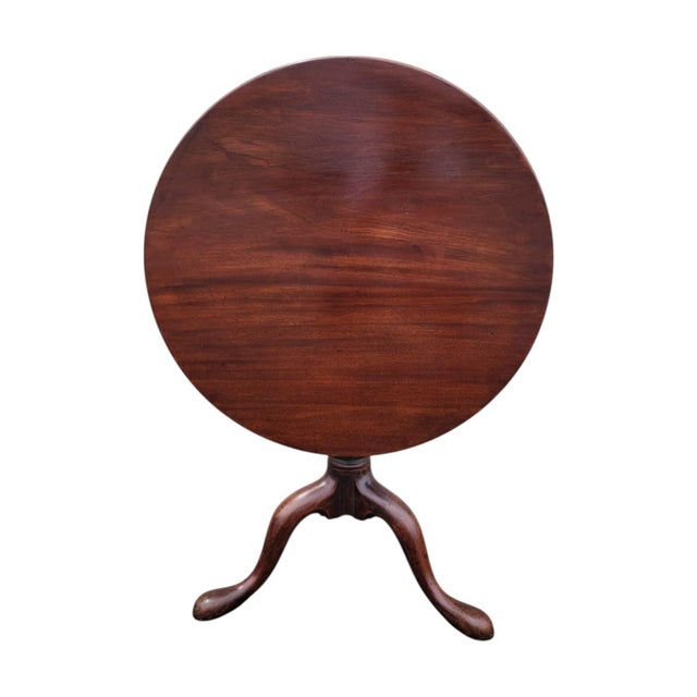 Late 17th Century Queen Anne Mahogany Tilt-Top Table Tripod Pedestal Round For Sale In Philadelphia - Image 6 of 18