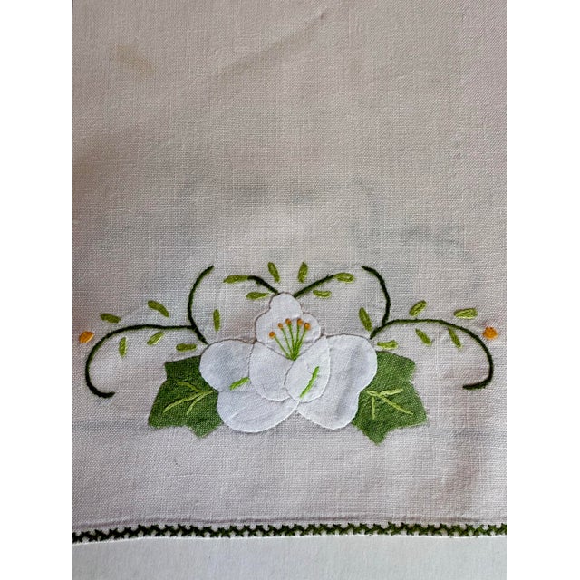 Vintage Cottagecore Embroidered Floral Placemats With Green Trim, Set of 8 For Sale - Image 4 of 7