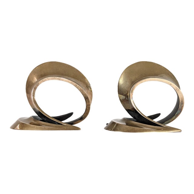 Vintage Signed Bob Bennett Bookends Sculptures - a Pair For Sale