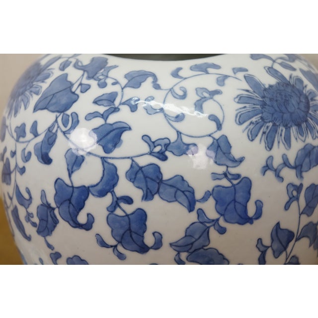 Pair of Chinese Blue White Porcelain Chrysanthemum Ginger Jars Mantle Urns 9" For Sale - Image 13 of 13