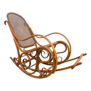 Large Rocking Chair from Thonet, 1890s For Sale