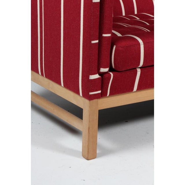2000 - 2009 Two-Seat Sofa Model Ej315 in ​​savak Wool and Oak by Erik Jørgensen, 2000s For Sale - Image 5 of 9