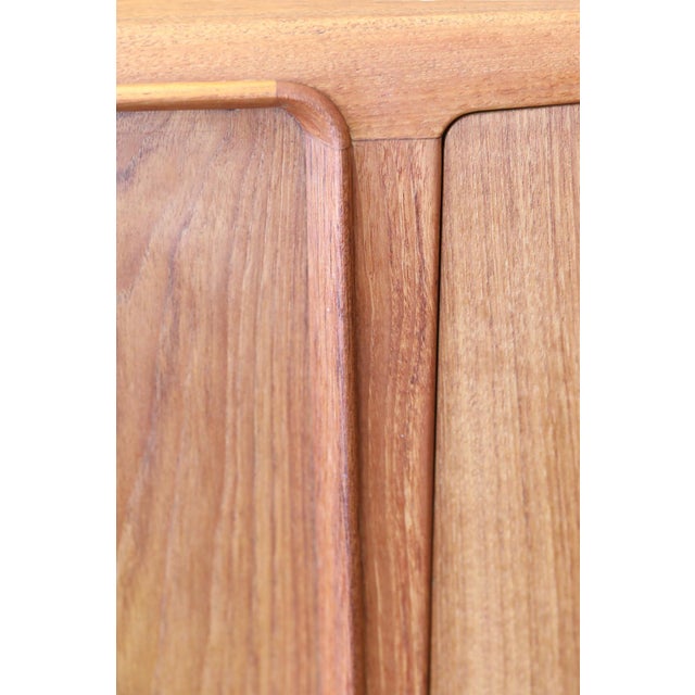 1970s Danish Cabinet in Teak and Oak, 1960s For Sale - Image 5 of 18