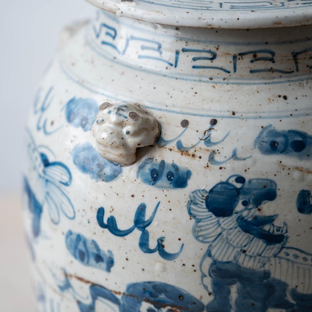Early 21st Century Pair of Chinese Blue and White Glazed Jars With Foo Dog Lid Finials For Sale - Image 5 of 14