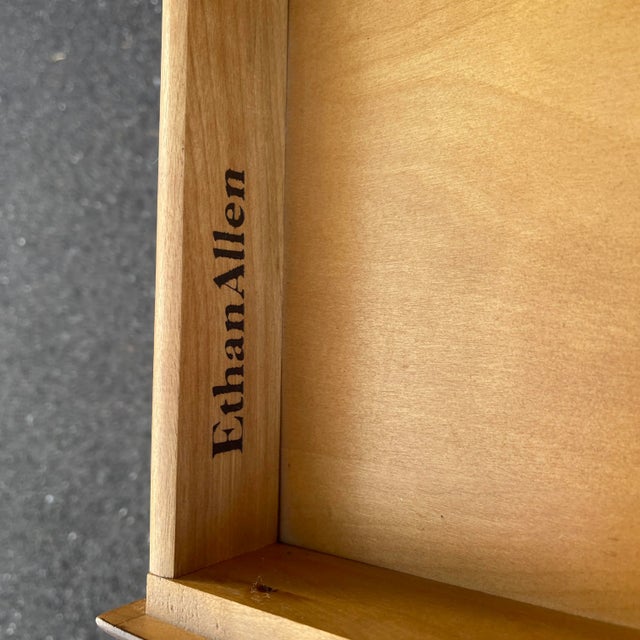 1980s 1980s Ethan Allen Heirloom Nutmeg Solid Maple American Traditional Square Side or End Table (10-8705) For Sale - Image 5 of 11