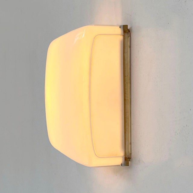 Mid-Century Modern White Cnosso Wall Lamp by Angelo Mangiarotti for Artemide, 1960s For Sale - Image 3 of 7
