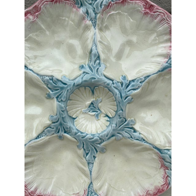 Late 19th Century 19th Century Majolica Pink & Blue Oyster Plate Gien For Sale - Image 5 of 9