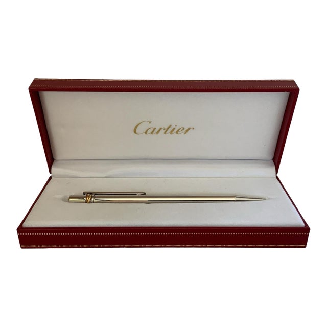 Vintage Must De Cartier Trinity Smooth Silver Plated Ballpoint Pen - Boxed W/ Serial D 14856 Made in France 1980s For Sale