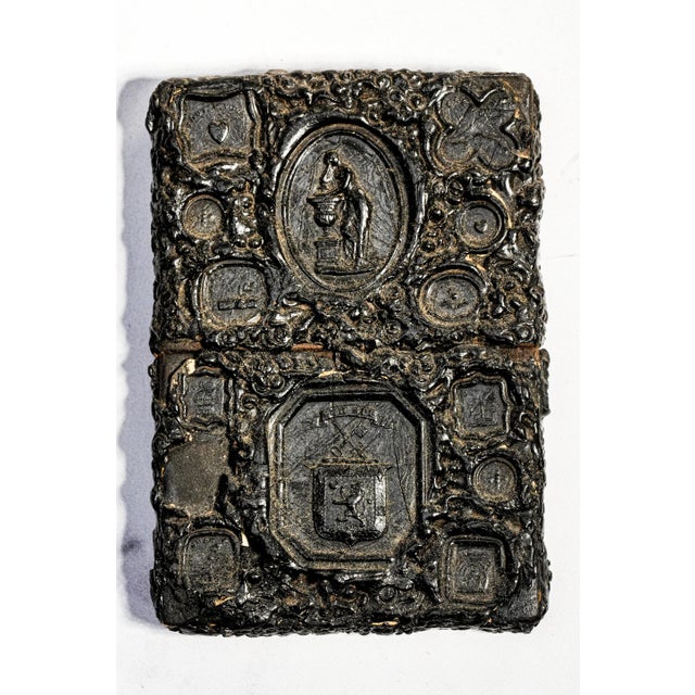 Rare Victorian Gutta-Percha Wax Seal Style Antique Calling Card Case Neoclassical English Art Collectible For Sale In New York - Image 6 of 18
