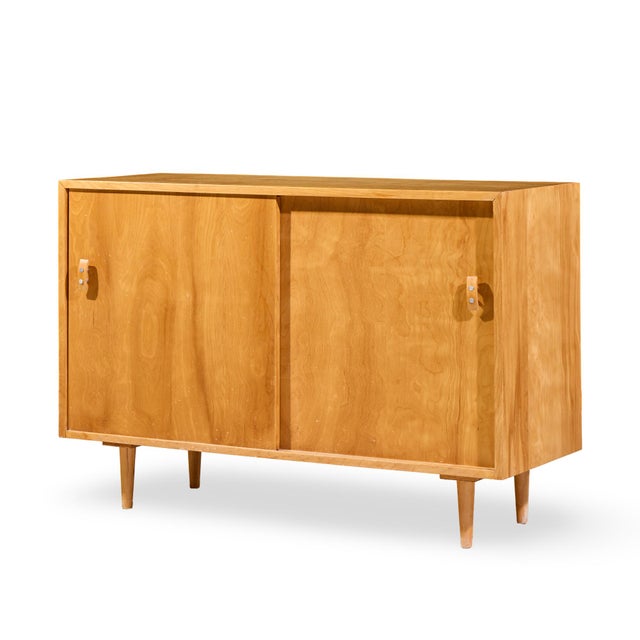 Mid-Century Modern Stanley Young for Glenn of California Mid Century Walnut Sliding Door Credenza For Sale - Image 3 of 10