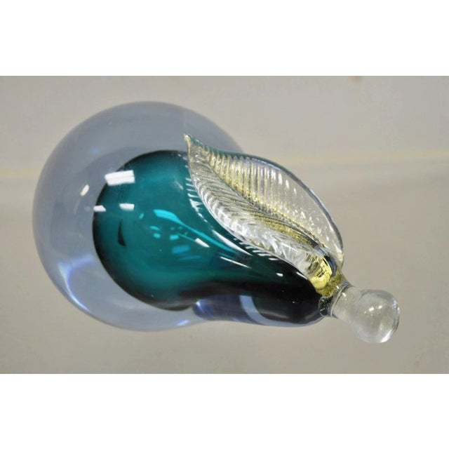 Mid-Century Modern Italian Murano Blue 7" Blown Art Glass Pear Fruit Gold Flecks Leaf Paperweight For Sale - Image 3 of 10