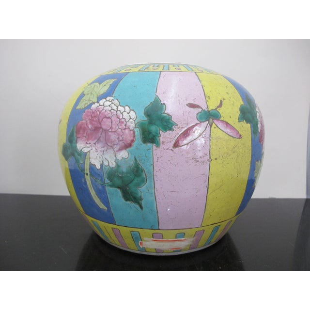 Chinese Chinese Colorful Enamel Famille Rose Striped Butterfly & Flower Ginger Jar Vase For Sale - Image 3 of 8