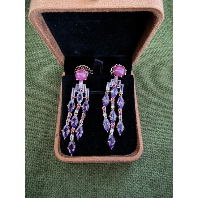 Late 20th Century Bochic “Capri” Red Ruby & Purple Amethyst Earrings Set in 18K Gold & Silver For Sale - Image 5 of 15