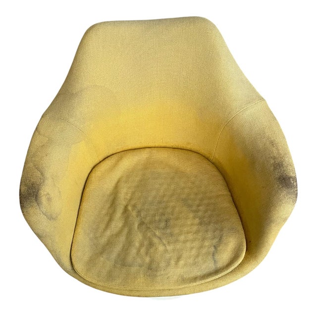 Eero Saarinen Eero Saarinen, for Knoll, “Tulip” Armchair in Yellow Upholstery, Circa 1960 - 1969- Set of 2 For Sale - Image 4 of 12