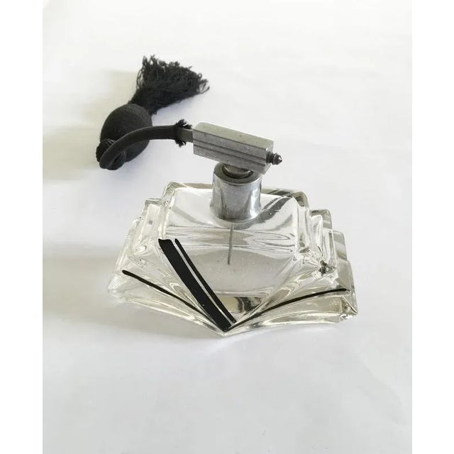 Glass Perfume Sprayer with Black Silk Air Pump, 1930 For Sale - Image 11 of 16