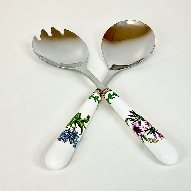 Late 20th Century 1990s Vintage English Botanical Garden Portmeirion by Spode Salad Serving Utensils - Set of 2. For Sale - Image 5 of 9