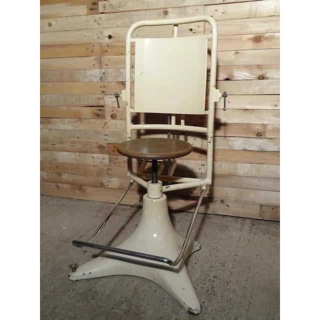 Fantastic french dentist chair, it has a wooden seat, fully adjustable, chair is in great vintage condition. Seat height:...