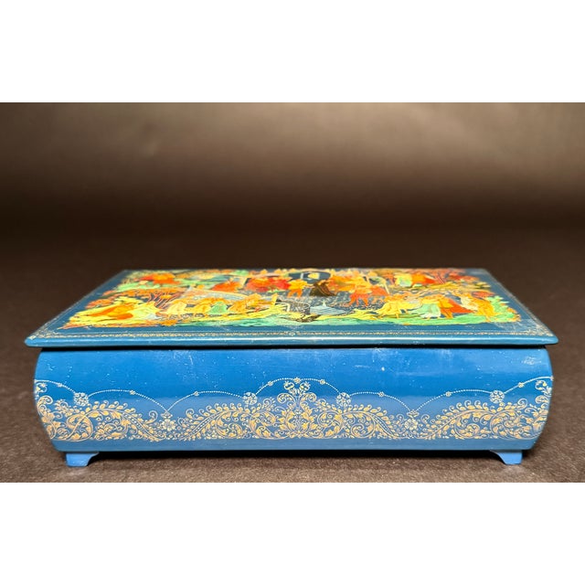 Late 20th Century Hand-Painted Lacquer Box – Swan Lake Scene For Sale In New York - Image 6 of 11