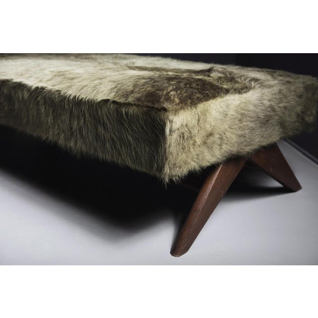 This Pierre Jeanneret daybed model PJ-L-12-A was made for a special commission to the city of Chandigarh, India, - Punjab...