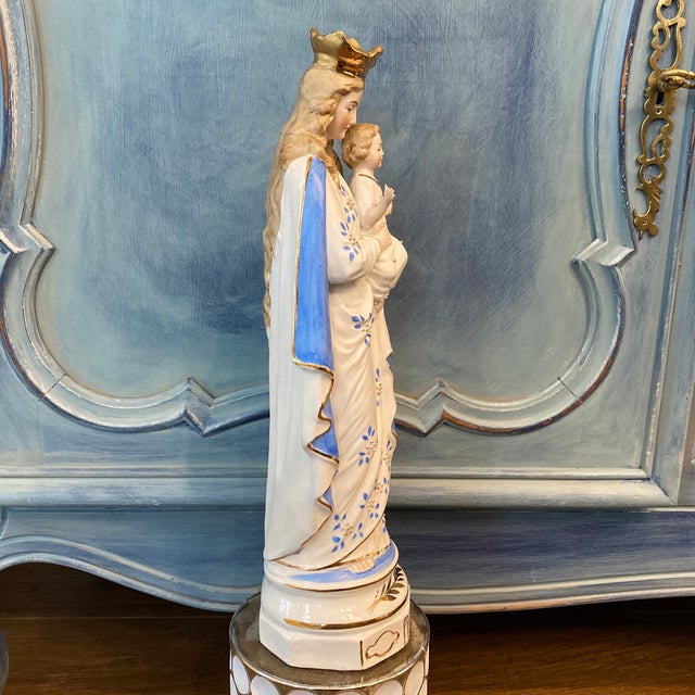Bisque Porcelain French Madonna Figurine 19th Century For Sale - Image 4 of 10