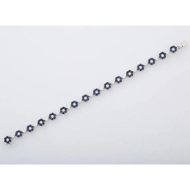 Art Deco 5.09ct Sapphire Diamond Floral Bracelet in 18k White Gold- Gift for Her For Sale - Image 3 of 11