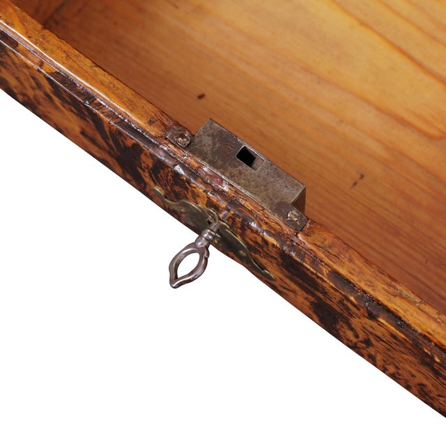 Baroque Casket in Birch Burl and Walnut, 1760s For Sale - Image 5 of 8