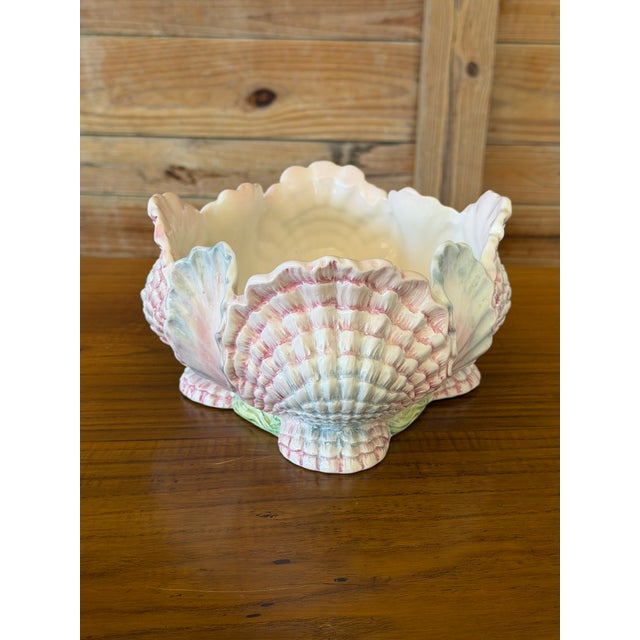 Vintage Italian Majolica Ceramic Clustered Shell Centerpiece Bowl For Sale - Image 4 of 11