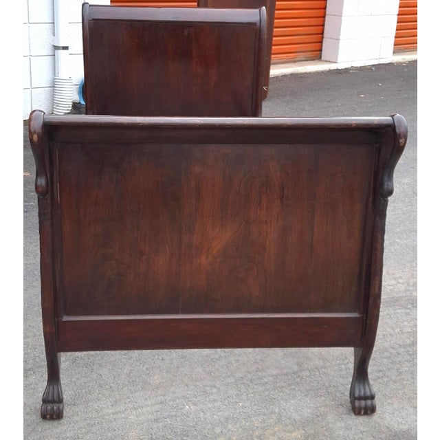 Wood 19th Century American Empire Carved Swan Mahogany Single Size Sleigh Daybed For Sale - Image 7 of 14