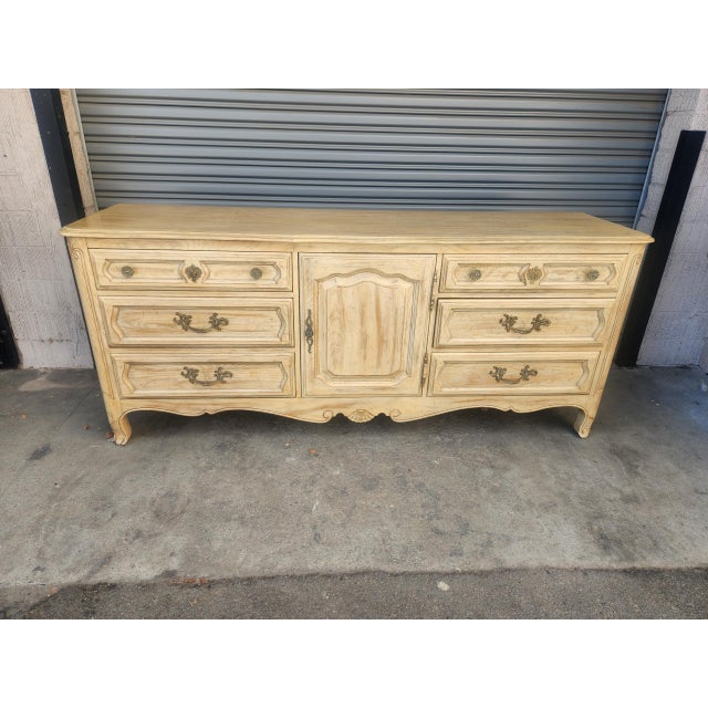 Cream 1970s French Provincial Dresser For Sale - Image 8 of 12