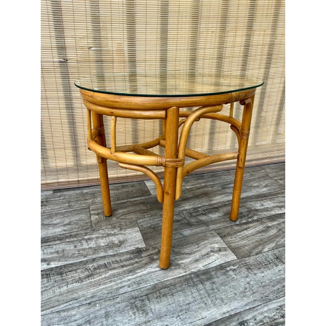 Costal Style Split Bamboo and Rattan Boho Side Table. Circa 1980s For Sale In Miami - Image 6 of 12