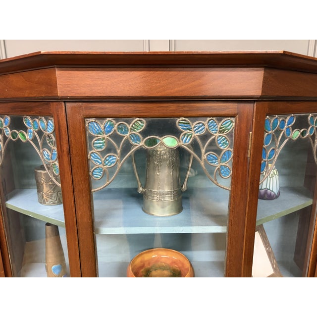 Arts and Crafts Mahogany Display Cabinet, 1900s For Sale - Image 14 of 17