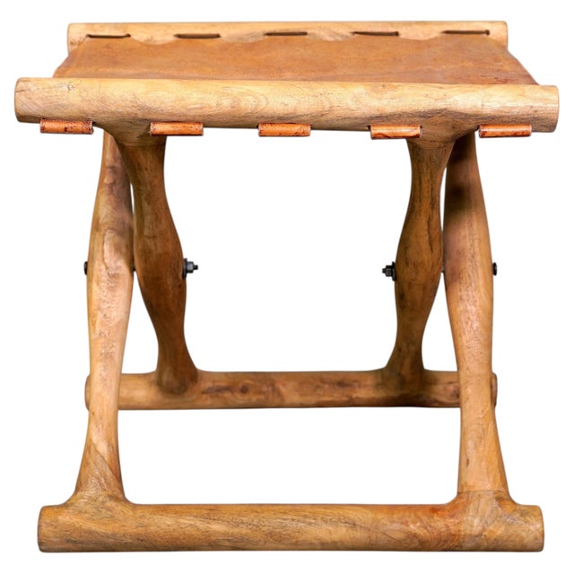 1960s Danish Modern Gold Hill Guldhøj Folding Stool in Oak and Cognac Leather by Poul Hundevad, 1960s For Sale - Image 5 of 9