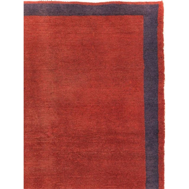 A vintage Turkish Anatolian Art Deco style room size carpet handmade during the mid-20th century. Measures: 9' 2" x 11' 3".