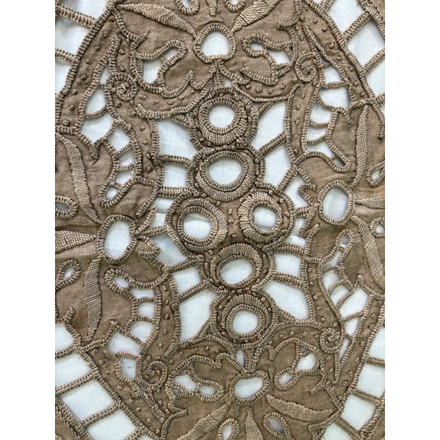 2 Italian Antique Doilies Hand Embroidered For Sale In Orlando - Image 6 of 8