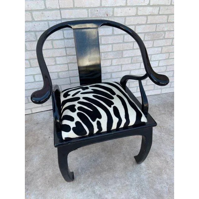 Hollywood Regency James Mont Style Horseshoe Frame Chairs Newly Reupholstered in Cowhide- Pair For Sale In Chicago - Image 6 of 9