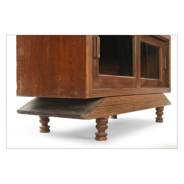 Wooden Display Case, 1940s For Sale - Image 3 of 5