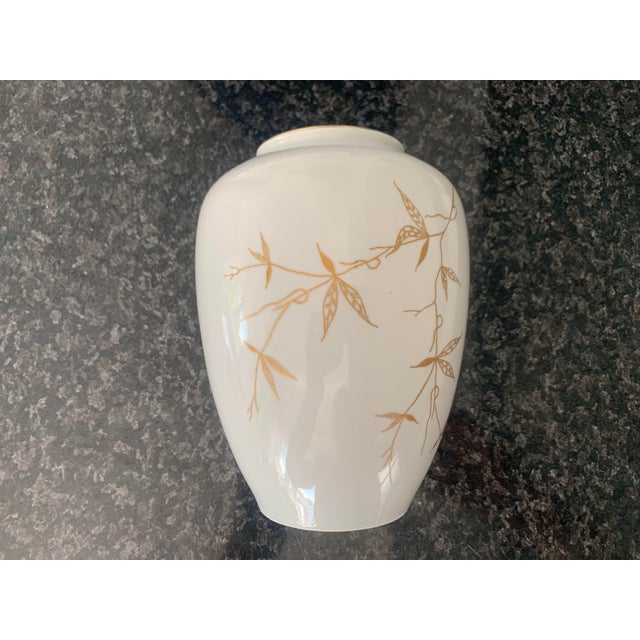 Porcelain Vase from Weisswasser, Mid-20th Century For Sale - Image 3 of 18